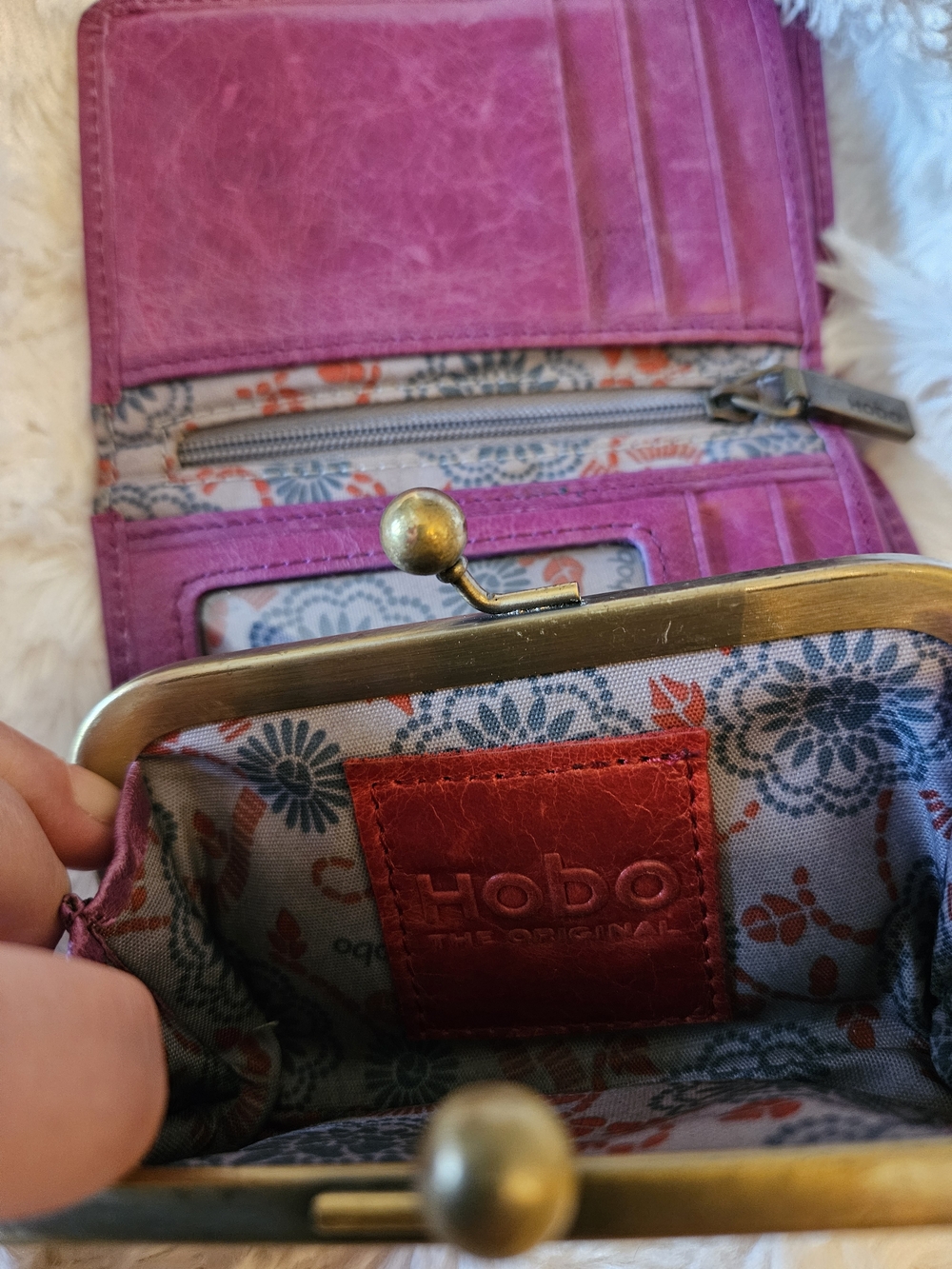 SOLD✨️HOBO Robin-Purple Vintage-Style Frame Wallet Clutch - Picture 5 of 6